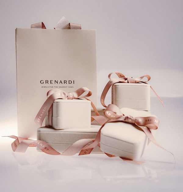 Zoye Kaklarota W79069174 | GOLDLIGHT