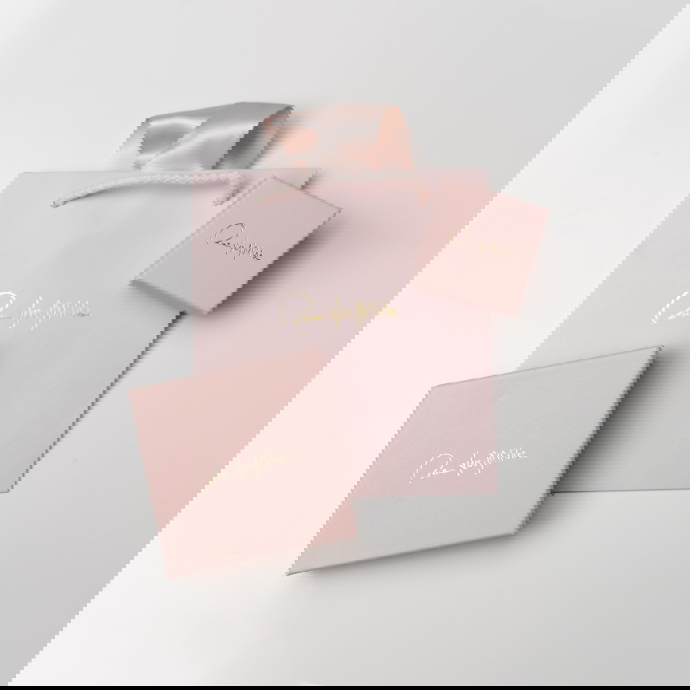 Rue des Mille Gredzens W74090452 | GOLDLIGHT