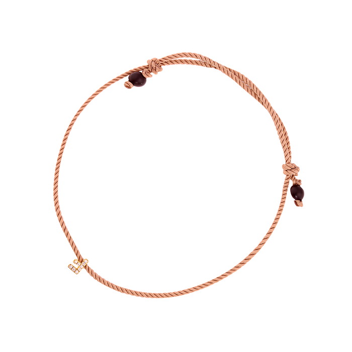 Naomi Apyrankė W64826571 | GRENARDI