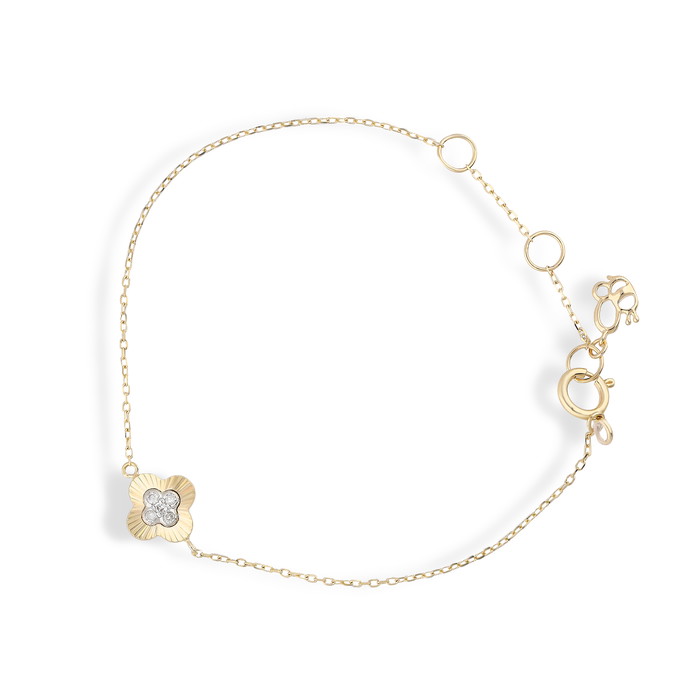 Naomi Apyrankė W82408594 | GRENARDI